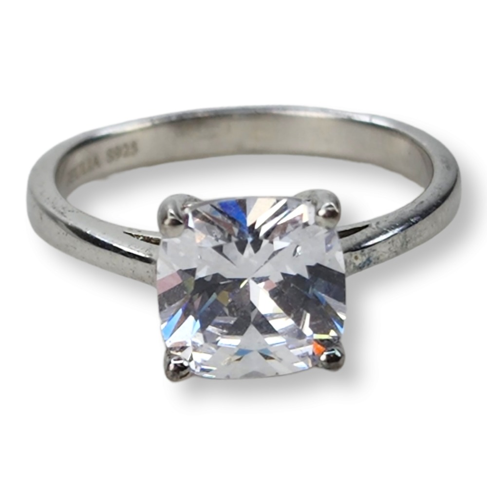 Jeulia Engagement Ring Sterling Silver 925 Size 7 Cubic Zirconia Cushion Cut